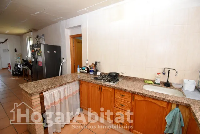 GRAN PARCELA CON VIVIENDA Y AMPLIA TERRAZA — 8
