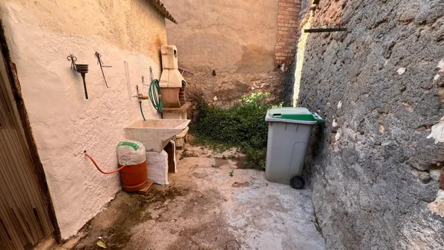 Casa de pueblo amueblada en calle peatonal céntrica — 13