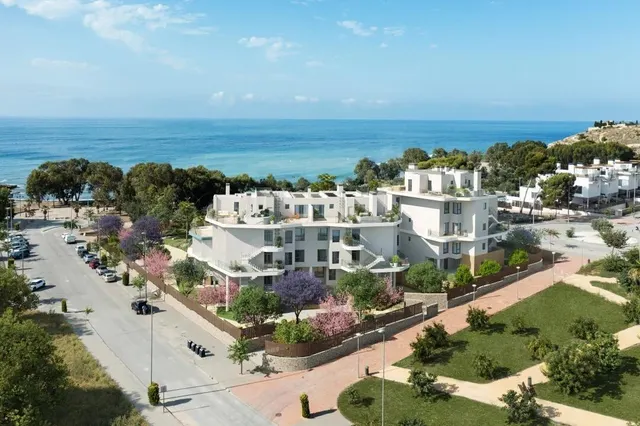 ✓Apartamentos de obra nueva frente al Mar en Villajoyosa, Costa Blanca — 11