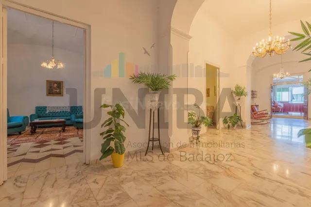 ESPECTACULAR CASA EN TALAVERA LA REAL - foto 5