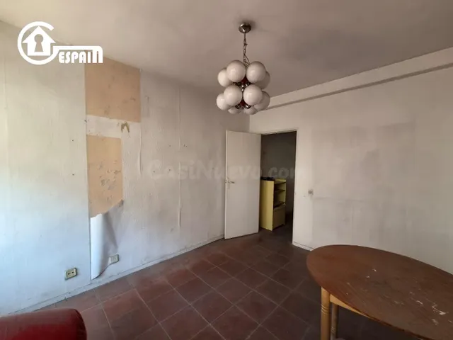 PISO EN VENTA EN PARQUE EUROPA-LAS AGUILAS. — 4