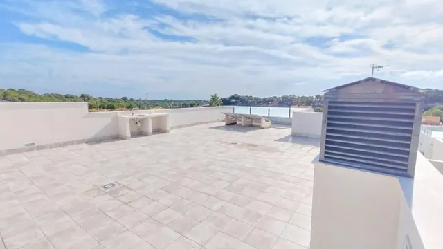 CHALET DE NUEVA CONSTRUCCIÓN EN PINAR DE CAMPOVERDE — 4
