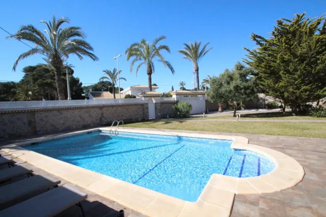 Villa en Cabo Roig — 3