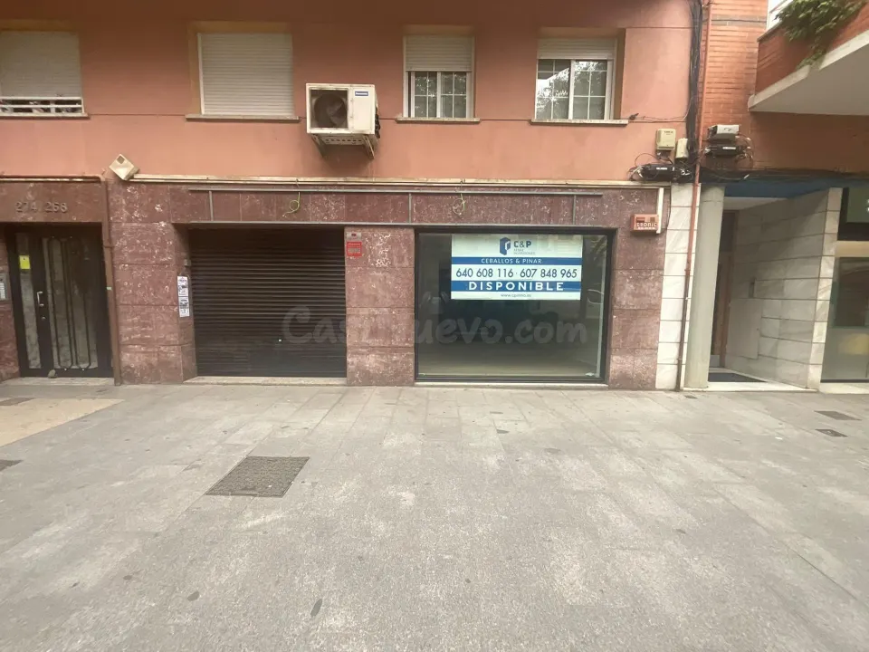 LOCAL COMERCIAL EN ALQUILER - SANT ANDREU