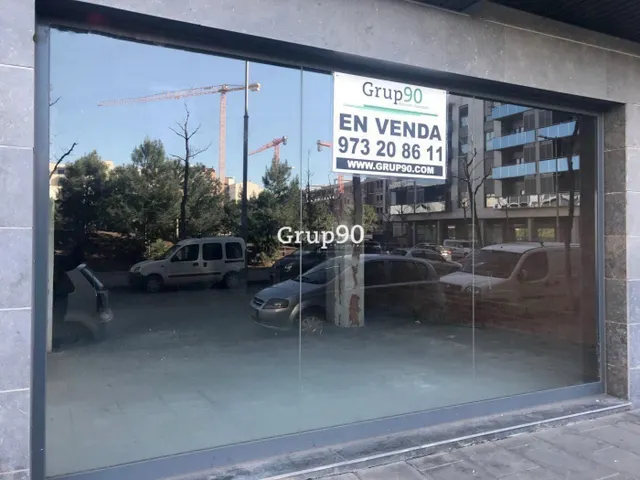 VENTA DE LOCAL COMERCIAL A PIE DE CALLE EN CAPPONT — 11
