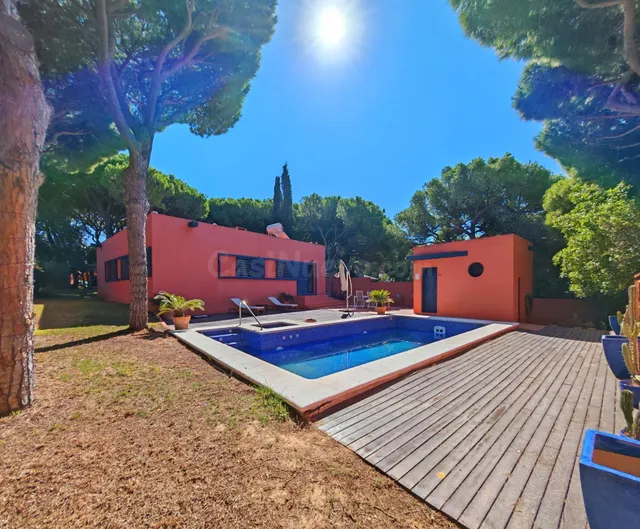 Chalet independiente reformado en pinar de los franceses | 3 dormitorios, 2 baños y piscina privada — 3
