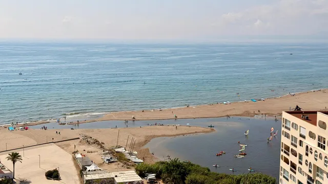 .ESTUDIO CON VISTAS AL MAR EN EMPURIABRAVA — 23
