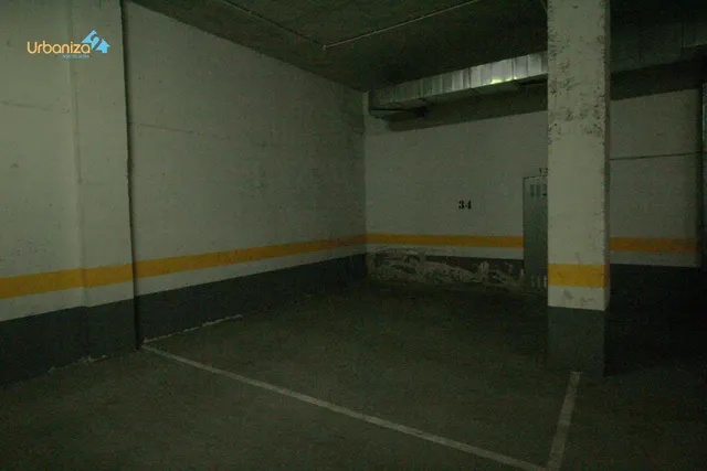 Piso con amplia terraza en Ciudad Jardín — 31