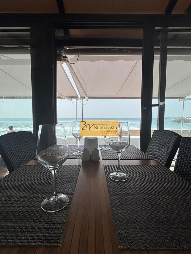 Front-Line Seafront Restaurant – Unique Business Opportunity — 27