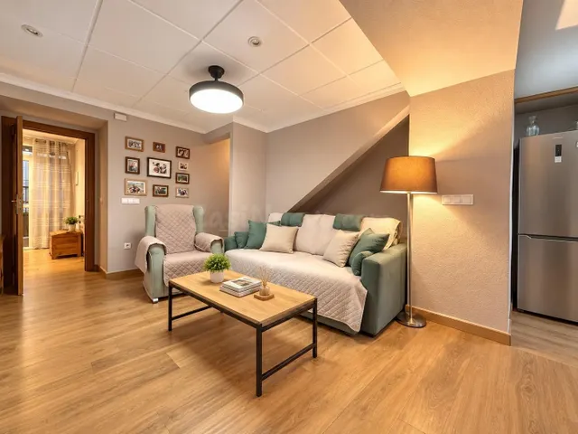 100 m2 de patio. Y sí, la casa también está a la altura - foto 4