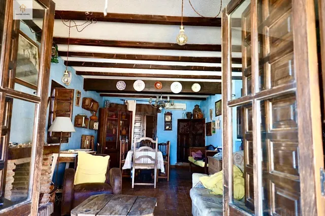 Acogedor Piso en Torrecillas de la Tiesa con Jardín y Terraz