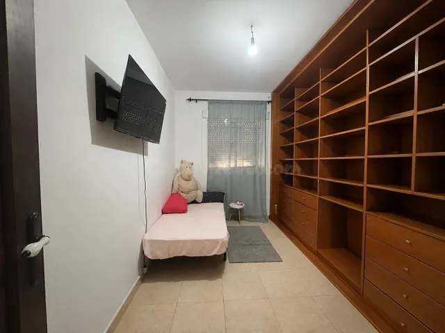 Amplio Piso en Roquetas de Mar - Ideal para Tu Familia - foto 4