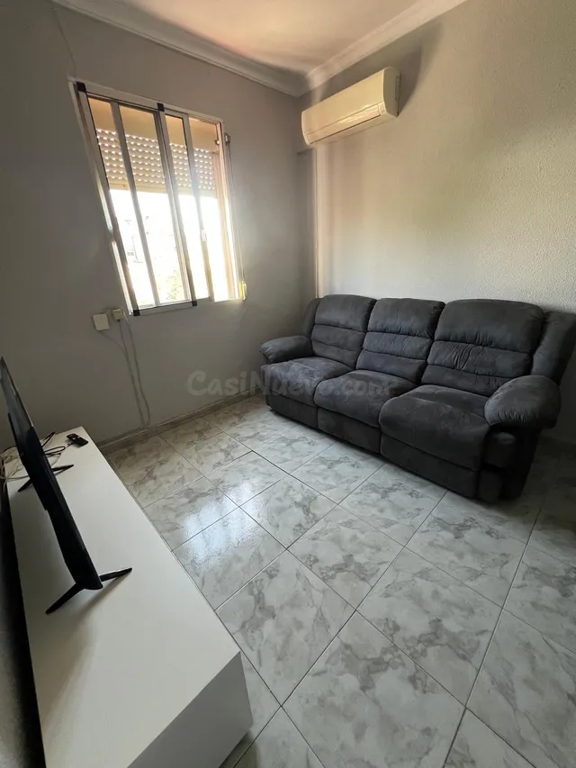 Zona Sur Reina Mercedes. Excelente vivienda reformada y amue - foto 3