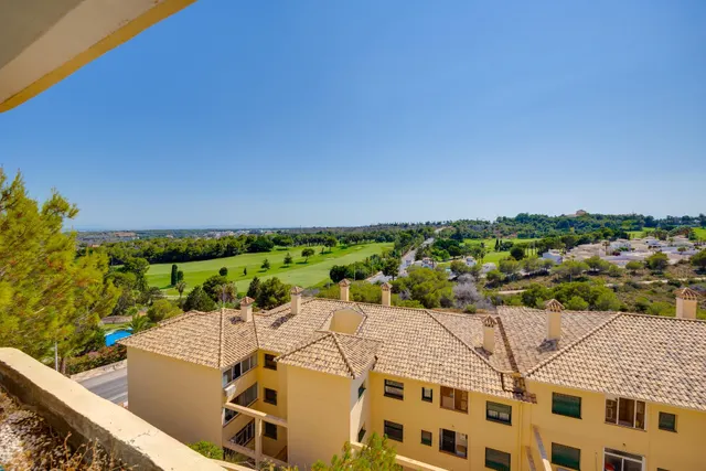 Golf, playa y relax en Campoamor — 27