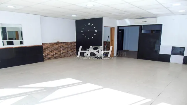 Local comercial 68m² en alquiler - PZA. CONCORDIA - foto 4