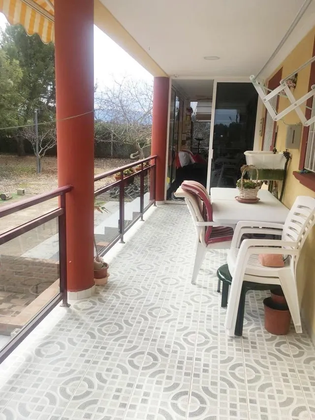 CHALET INDEPENDIENTE EN GRAN PARCELA CON PISCINA A SOLO 400 m. DEL MAR EN ELS POBLETS !! — 6