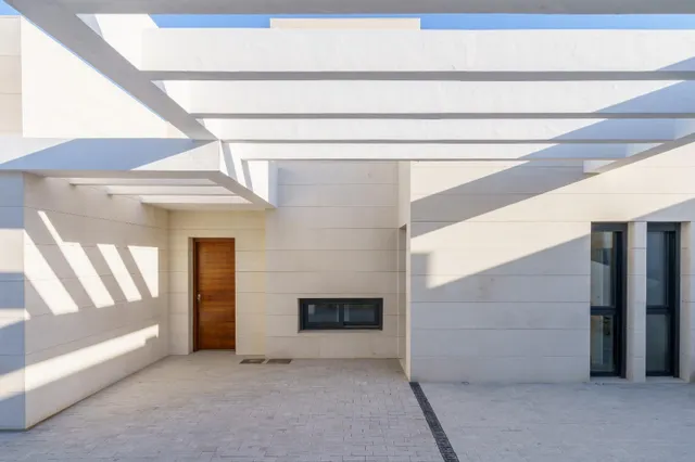 Villa de diseño contemporáneo a solo 4 minutos de Fuengirola. — 28