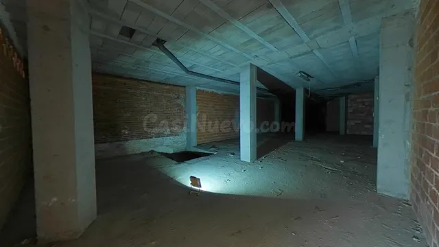Comercial en venta en CARDENAL BENLLOCH (Valencia) - foto 4