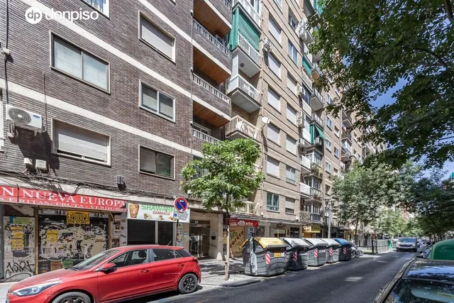 PISO EN PEDRO ANTONIO DE ALARCON — 28