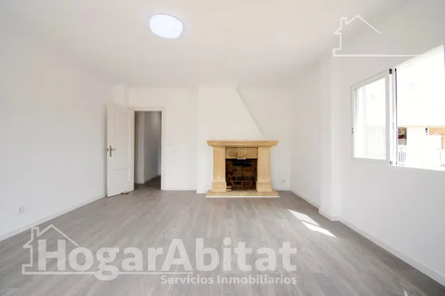 ÁTICO REFORMADO CON TERRAZA Y VISTAS DESPEJADAS AL MONTGÓ — 22