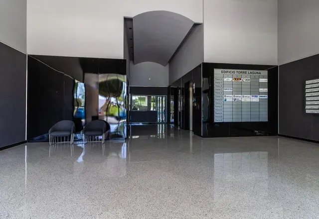 4 OFICINAS CON  GARAJE EN EL TORRELAGUNA EL EJIDO EN ALQUILER — 3