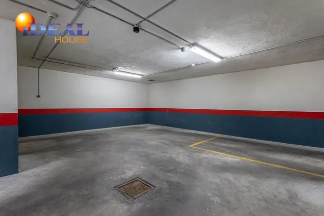 Ático dúplex junto Alhamar con 2 garajes y 2 trasteros — 29