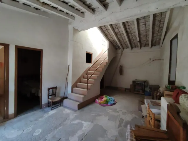 Gran casa en Pedralba para reformar con muchas posibilidades — 21