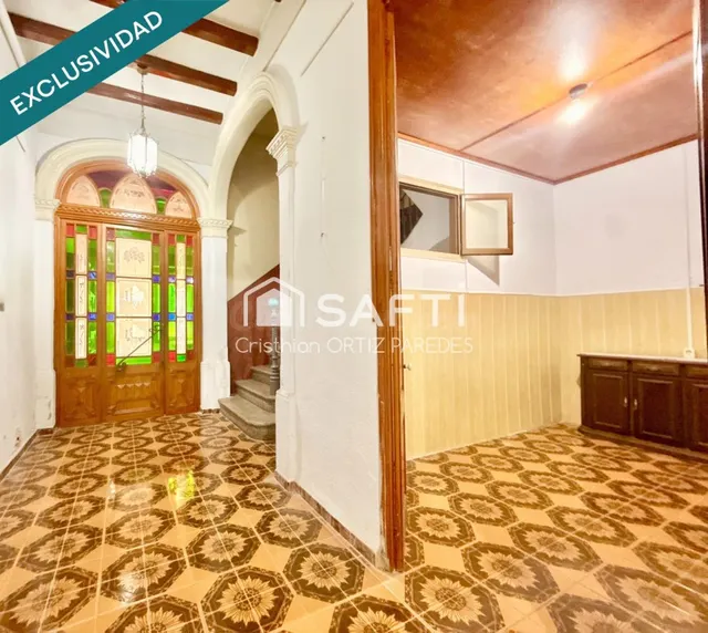 Se vende gran propiedad para reforma completa. - foto 3