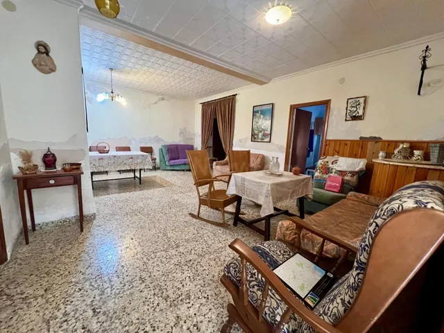 Casa de campo 6 habitaciones 688m² en venta - Comunidad vale - foto 4