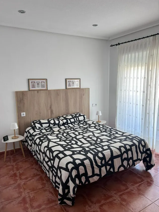 Adosado en zona de Valverde, Elche — 10