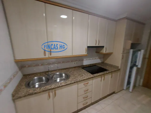 Piso en Carolinas Altas en muy buen estado de conservación — 10