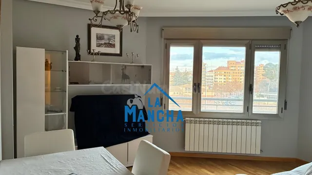 *250.000€* INMOBILIARIA LA MANCHA VENDE PISO EN ZONA FERIA D - foto 3