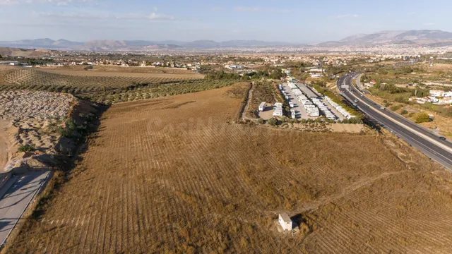 Amplio Terreno Rural en Avda Suspiro del Moro, Otura — 5
