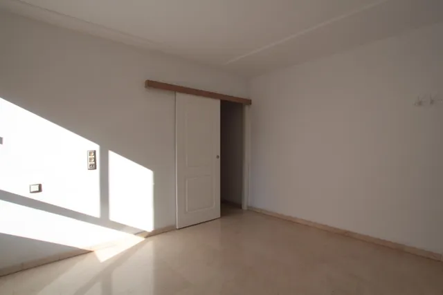 Piso en alquiler junto al Palacio de Congresos, 4 dormitorios, 2 baños — 13