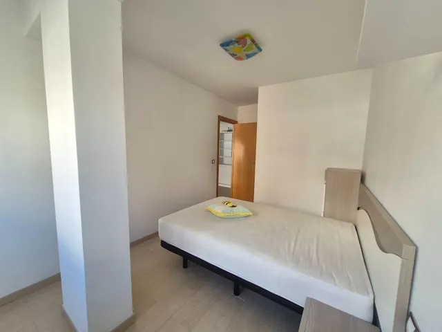4 habitaciones Y 2 BAÑOS CON ASCENSOR — 24