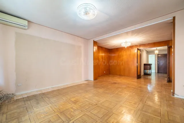 Espectacular piso para reformar en calle Doctor Castelo a 25 - foto 3
