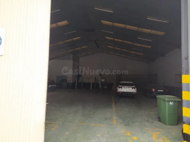 NAVE A LA VENTA EN XATIVA CON TALLER MECÁNICO - foto 5