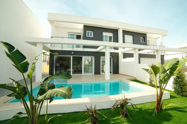 Chalet Mod. LINDA de hasta 4 dormitorios con parcela con jardin y piscina incluida — 6