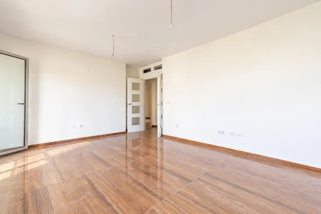 Piso Junto a Esquina del Convento — 8