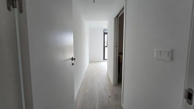 OBRA NUEVA TERMINADA — 18