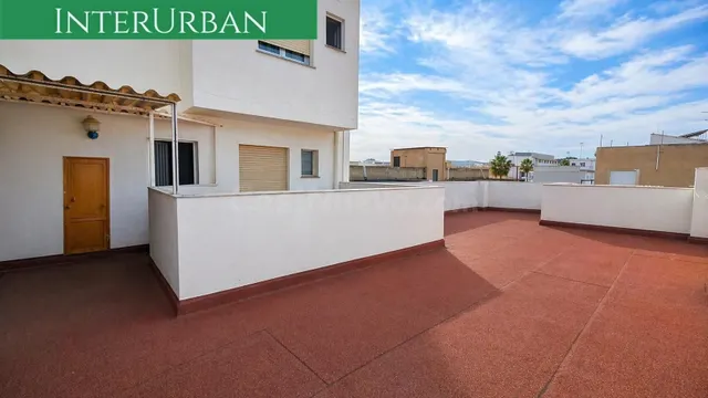 Piso único con terraza privada de 60 m2 en pleno centro de B - foto 2