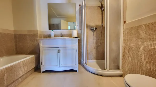 AQUILER LARGA TEMPORADA !!! Impresionante apartamento de 130 m2 en Nueva Andalucía – Zona El Rodeo — 31