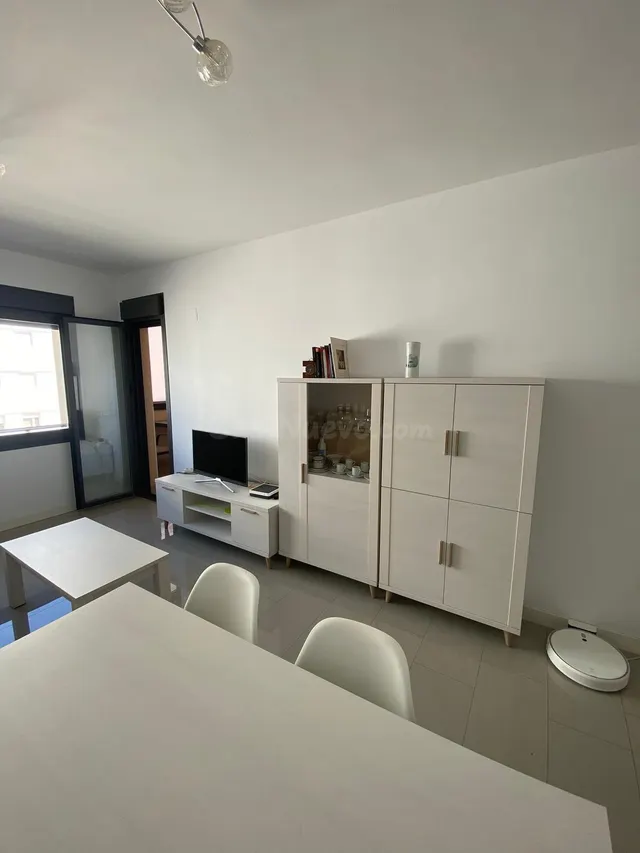 Amplio y Moderno Apartamento en Torre del Mar - Alquiler de  - foto 5