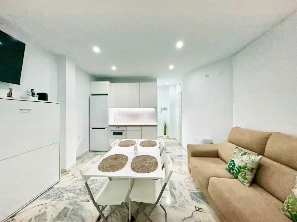 Local-Apartamento: Tu Refugio Ideal en la Playa