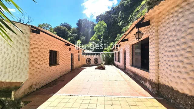 Casa de campo-Masía en Venta en Arriate Málaga — 79
