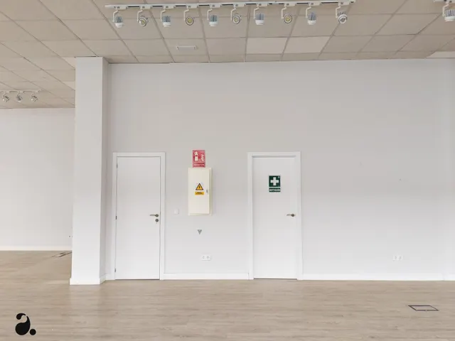 LOCAL COMERCIAL EN ALQUILER EN P-29 COLLADO VILLALBA — 12