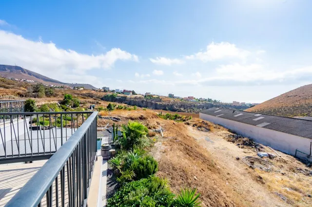 Parcela de 621 m2 Ctra.Llano Blanco-Machado, con proyecto de - foto 5