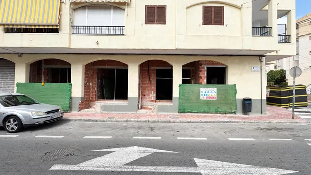 Moderno Apartamento en el Corazón de Torrevieja — 14