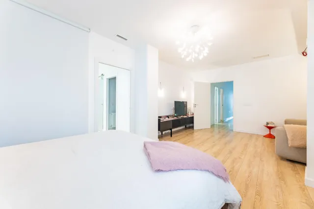 Vivienda de Autor en el Corazón de Valencia — 286 m2 Luxury — 50