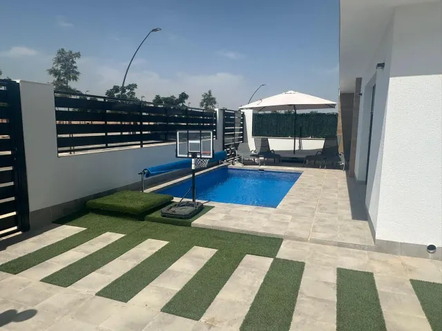 Villa 3 habitaciones 123m² en venta - Roldán — 32